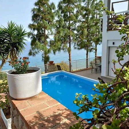Villa'S Apartment On The Beach, Swimming Pool A/C Palermo Buitenkant foto