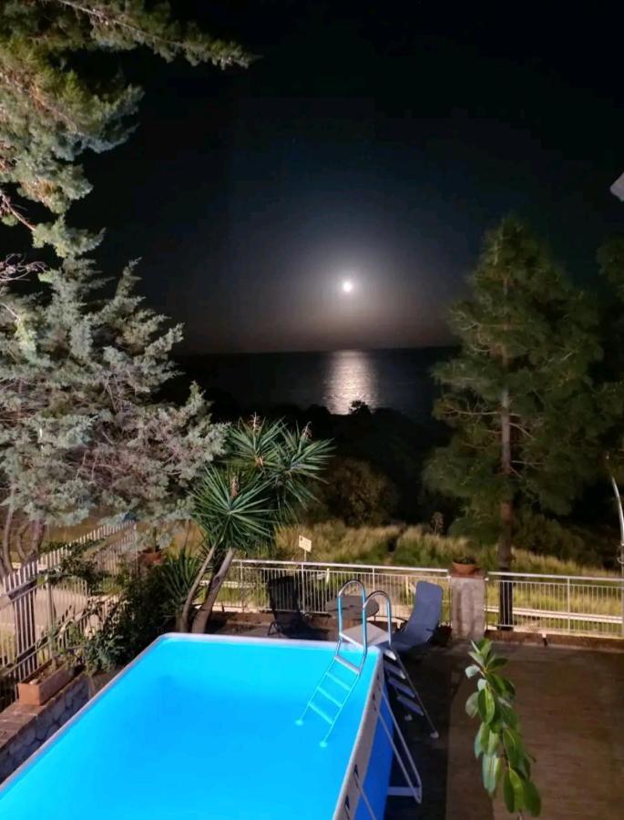 Villa'S Apartment On The Beach, Swimming Pool A/C Palermo Buitenkant foto