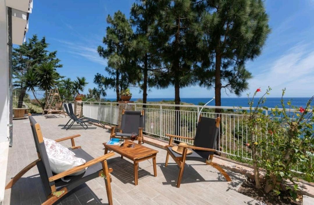 Villa'S Apartment On The Beach, Swimming Pool A/C Palermo Buitenkant foto